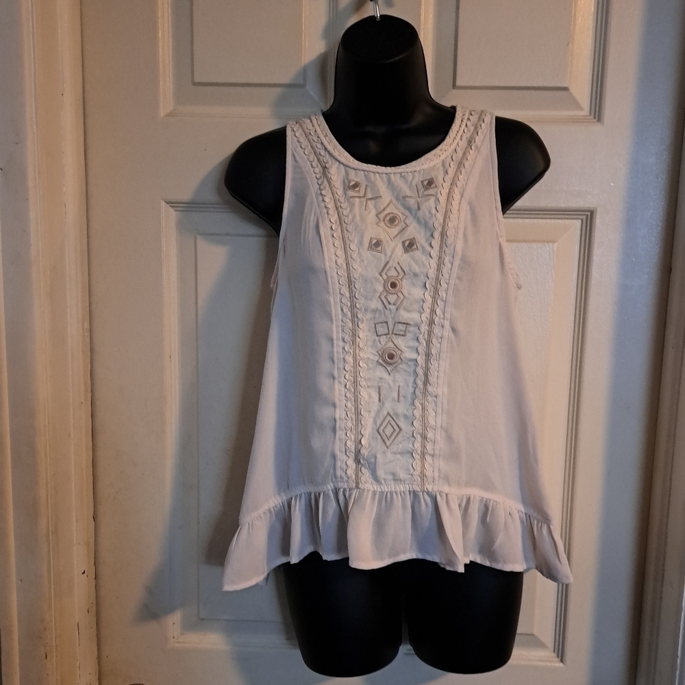 Xhilaration Tank top size medium